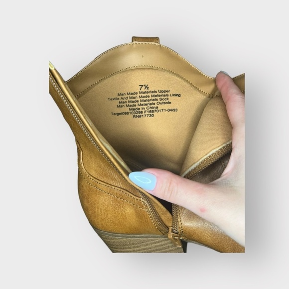 Universal Thread Women’s Boots - size 7.5 - NEW NEVER WORN - Picture 10 of 10